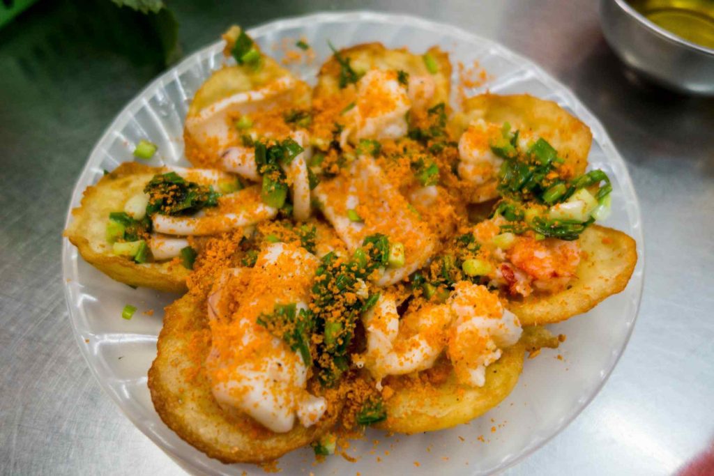 Phu Quoc night market (4) banh khot