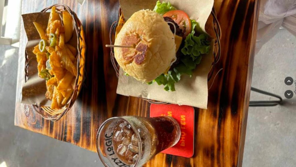 Winston’s Burgers & Beer