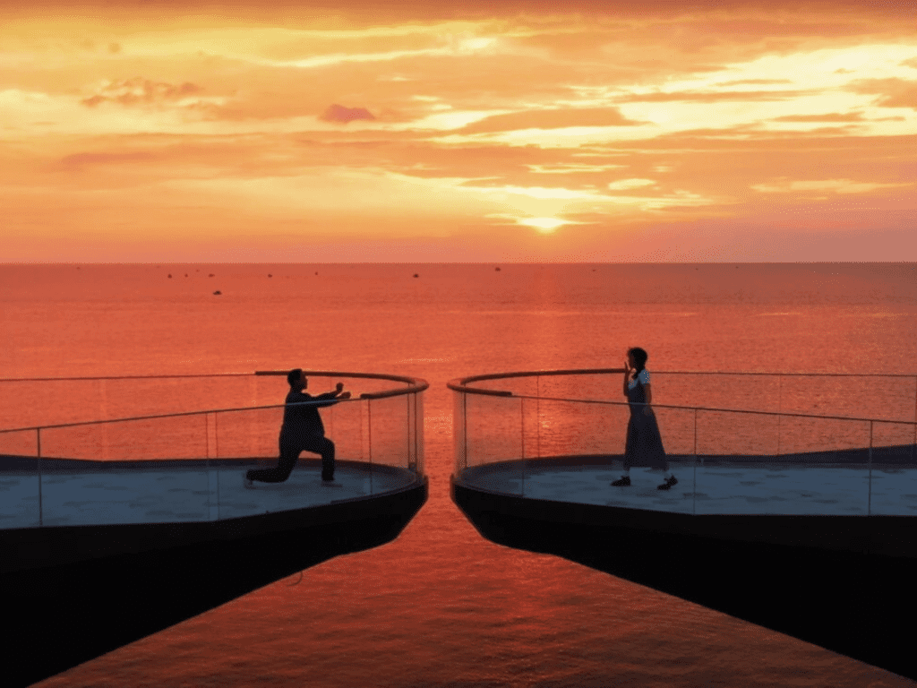 kiss bridge
