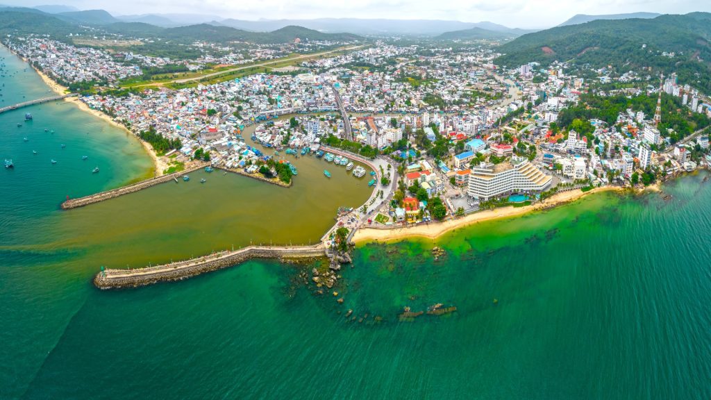 duong dong town