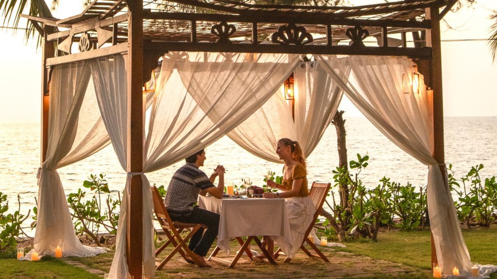 Best Seaside Restaurant in Phu Quoc: Sunset Dining at Cassia Cottage