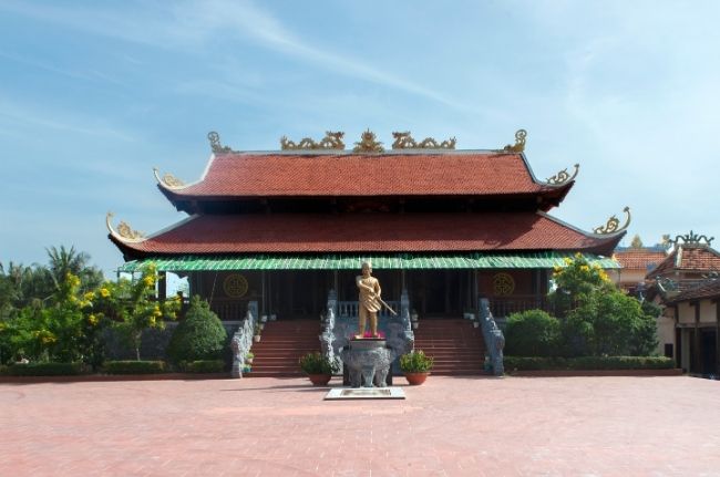 Nguyen Trung Truc Temple
